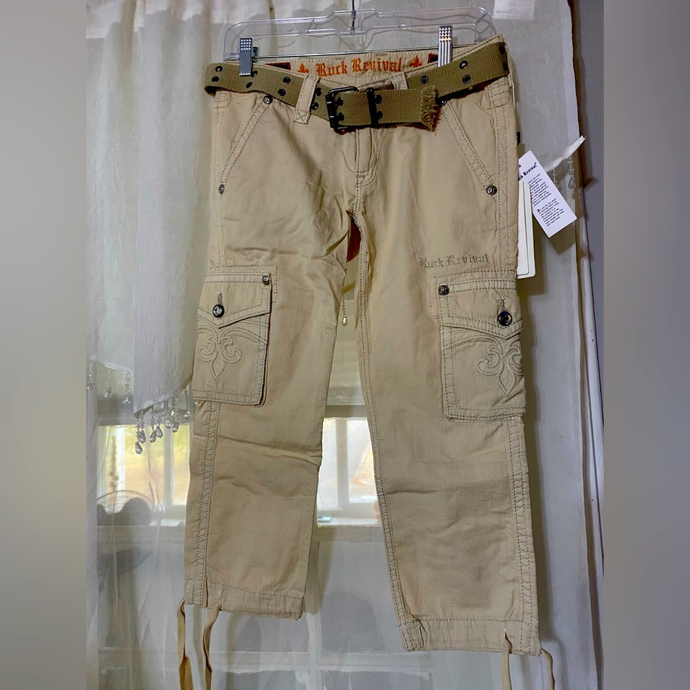 Rock Revival Cargo Capris NWT